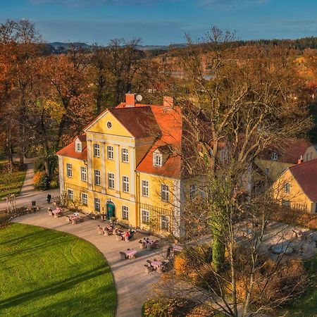 Palac Lomnica - Karkonosze / Riesengebirge 옐레니아구라 외부 사진