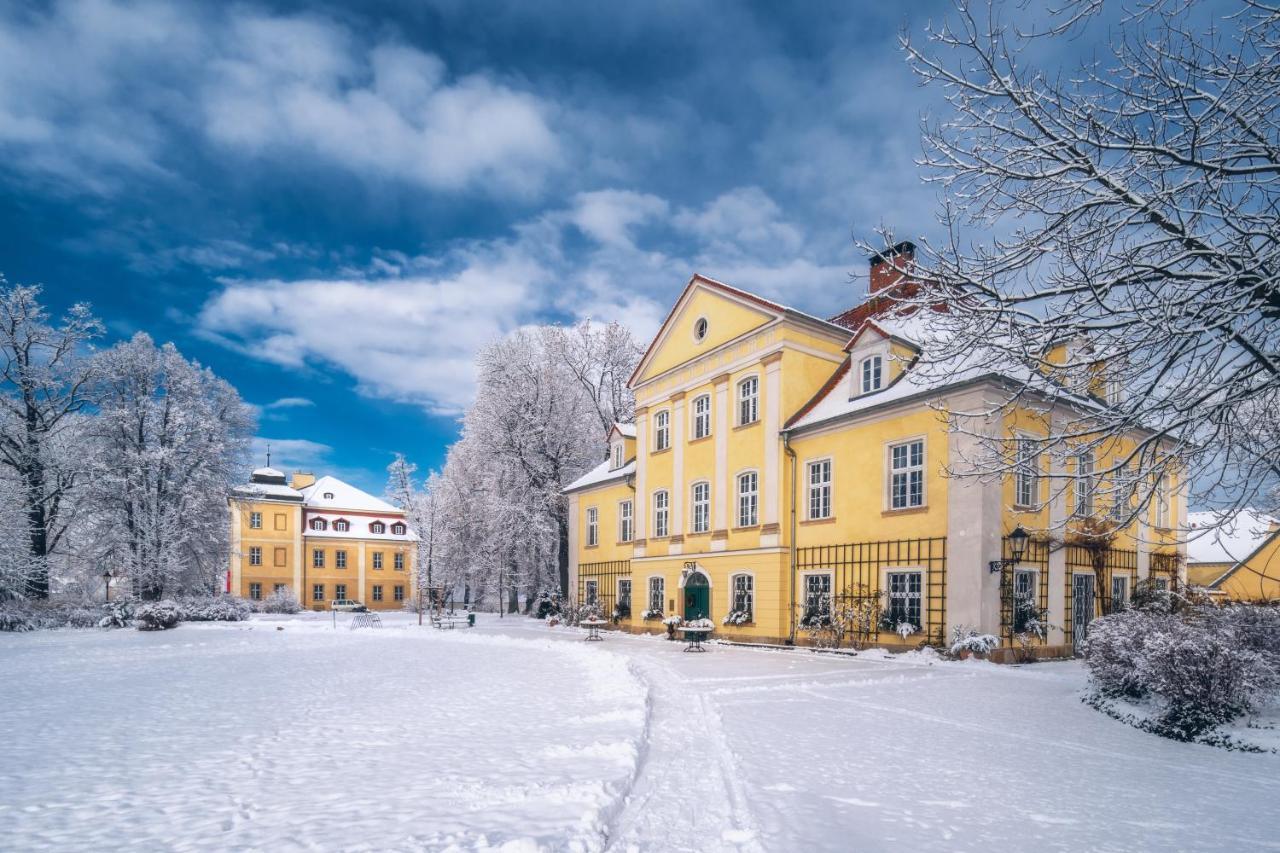 Palac Lomnica - Karkonosze / Riesengebirge 옐레니아구라 외부 사진